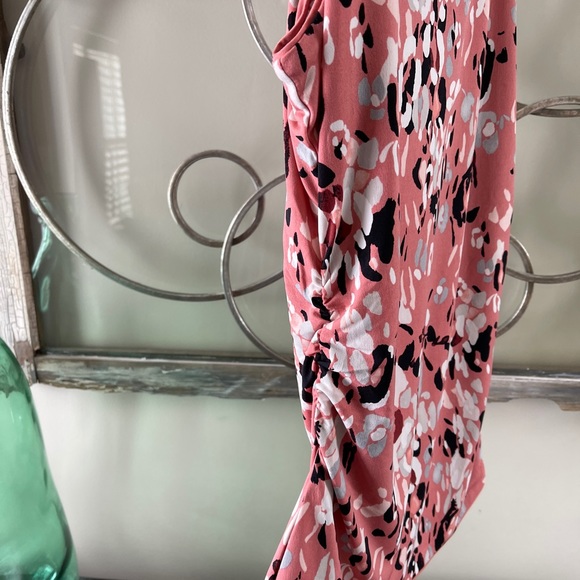 WHBM reversible, rouched, stretch top. Small - Picture 4 of 4